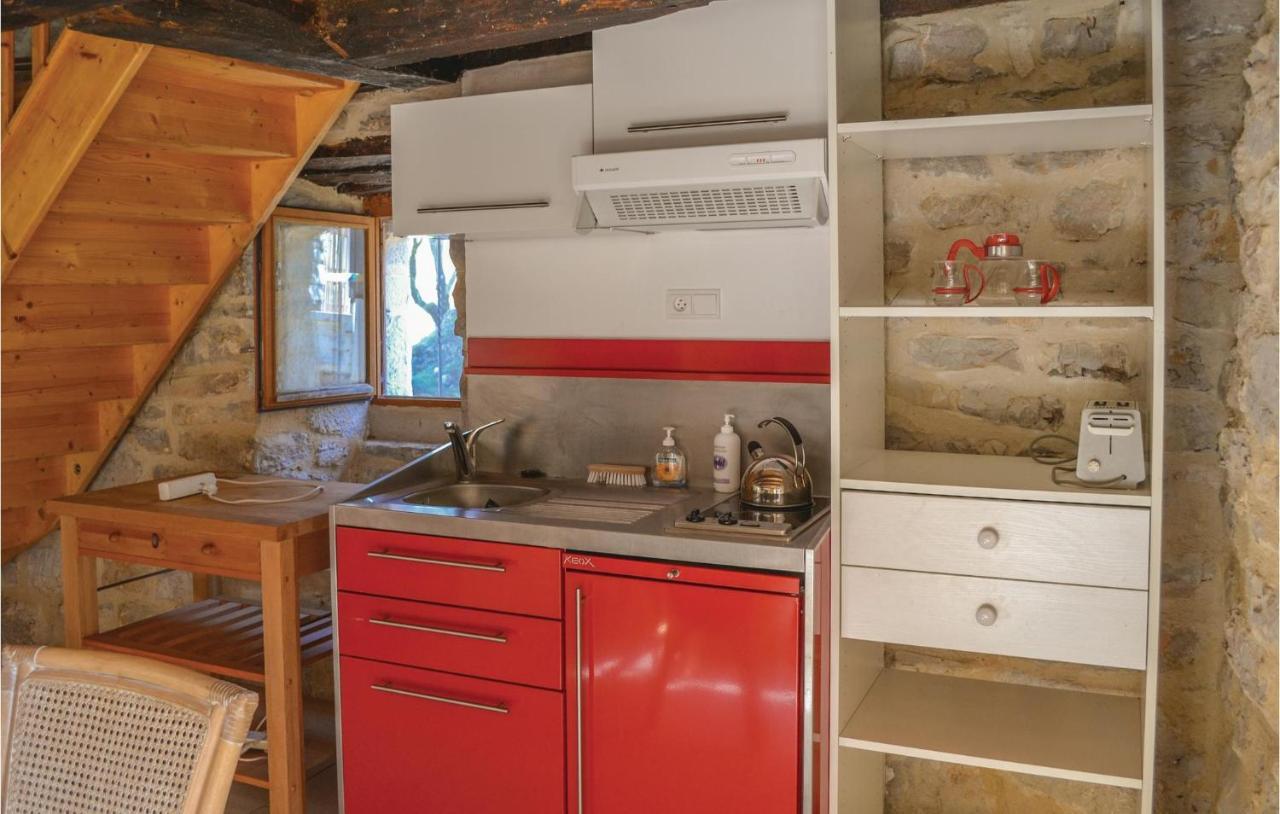 Lovely Home In Padirac With Wifi Екстериор снимка